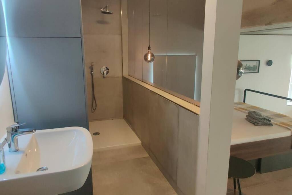 No 60, 3Rd Floor, Centrally Located, Fully Equipped Studio Apt Il-Furjana Luaran gambar